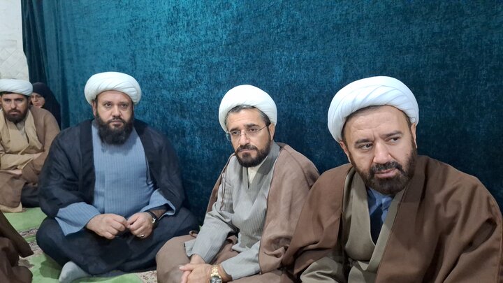 گزارش تصویری | تجدید بیعت طلاب کهگیلویه و بویراحمد با رهبری در حوزه علمیه یاسوج