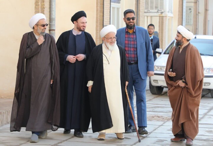 تصاویر/ اجتماع روحانیون و طلاب یزد در محکومیت اهانت به ساحت کلام الله مجید برگزار شد