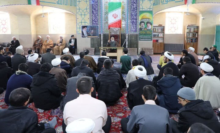 تصاویر/ اجتماع روحانیون و طلاب یزد در محکومیت اهانت به ساحت کلام الله مجید برگزار شد