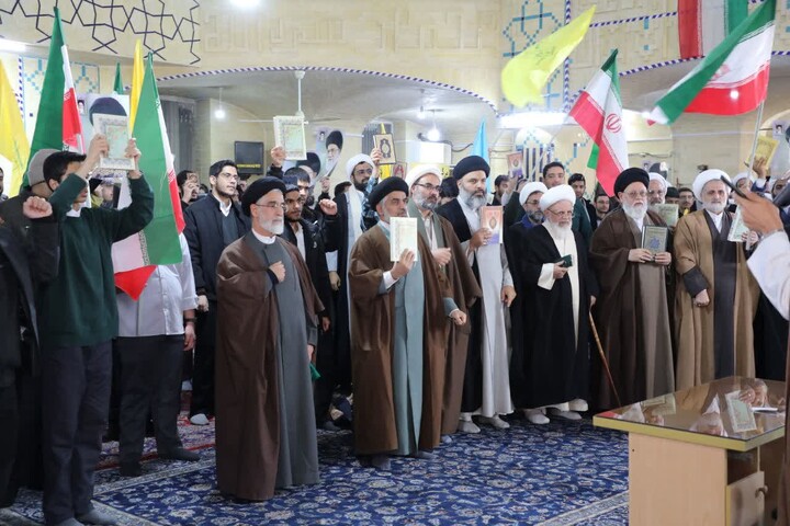 تصاویر/ اجتماع روحانیون و طلاب یزد در محکومیت اهانت به ساحت کلام الله مجید برگزار شد