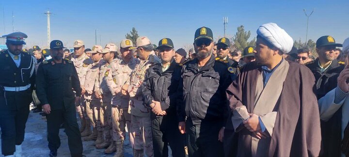 تصاویر / وداع مردم تبریز با شهید مرزبانی مهدی مصطفایی