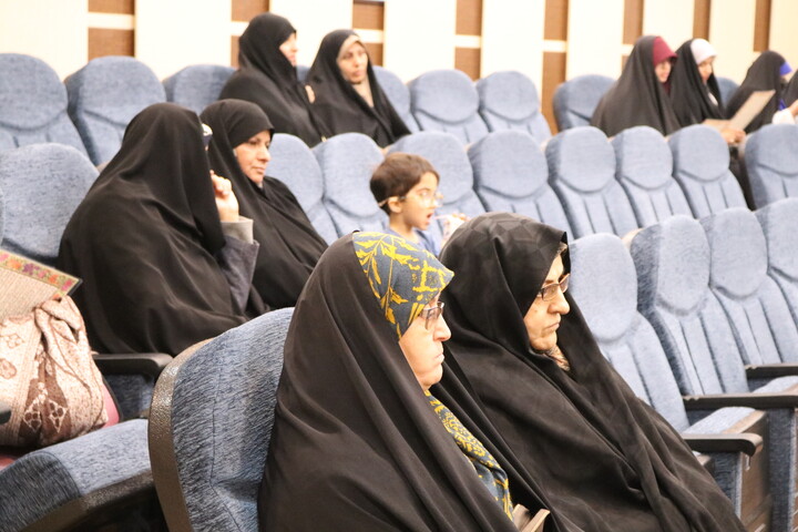 تصاویر/ تجمع بزرگ حوزویان سمنان در اعتراض و انزجار از هتک حرمت به قرآن کریم