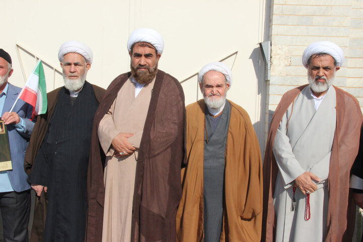 اجتماع حوزویان قزوین در محکومیت اهانت به مقدسات دینی و ولایت فقیه