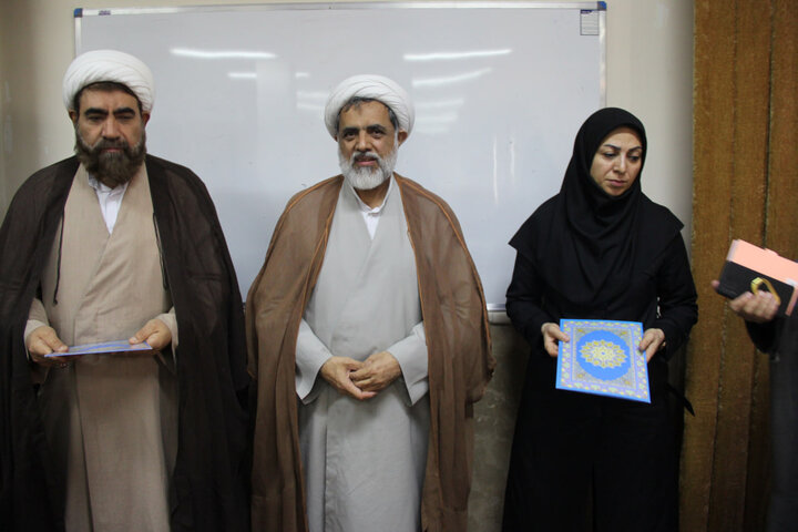 تصاویر / تفاهم نامه همکاری حوزه علمیه استان قزوین با اداره کل ورزش وجوانان استان قزوین