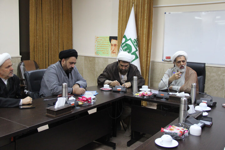 تصاویر / تفاهم نامه همکاری حوزه علمیه استان قزوین با اداره کل ورزش وجوانان استان قزوین