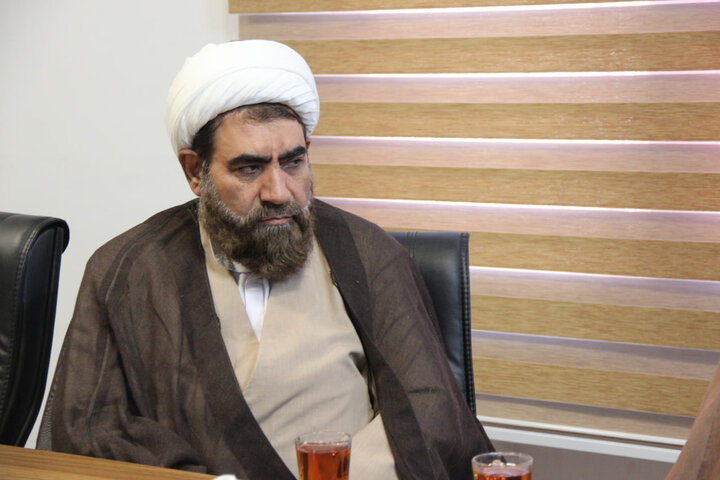 تصاویر / نشست معاونین  بر نامه ریزی حوزه علمیه استان قزوین در مدرسه علمیه شیخ الاسلام قزوین