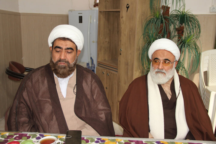 تصاویر / نشست معاونین  بر نامه ریزی حوزه علمیه استان قزوین در مدرسه علمیه شیخ الاسلام قزوین