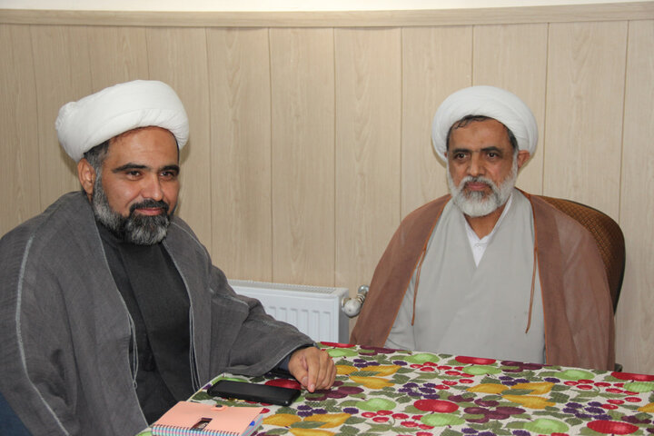 تصاویر / نشست معاونین  بر نامه ریزی حوزه علمیه استان قزوین در مدرسه علمیه شیخ الاسلام قزوین