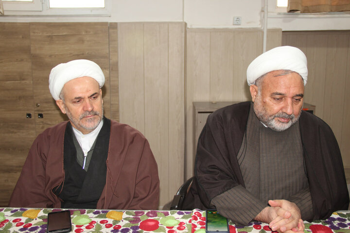 تصاویر / نشست معاونین  بر نامه ریزی حوزه علمیه استان قزوین در مدرسه علمیه شیخ الاسلام قزوین