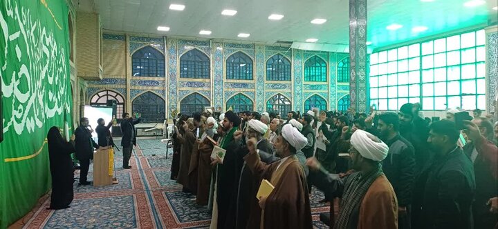 تجمع طلاب و روحانیون شهرستان زابل در محکومیت هتک حرمت به مقدسات