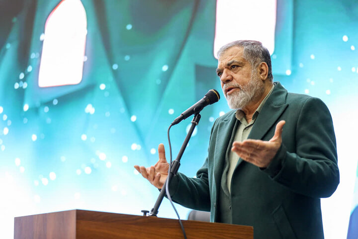 تصاویر /  حضور امام جمعه قزوین در سپاه صاحب الامر (عج) استان قزوین