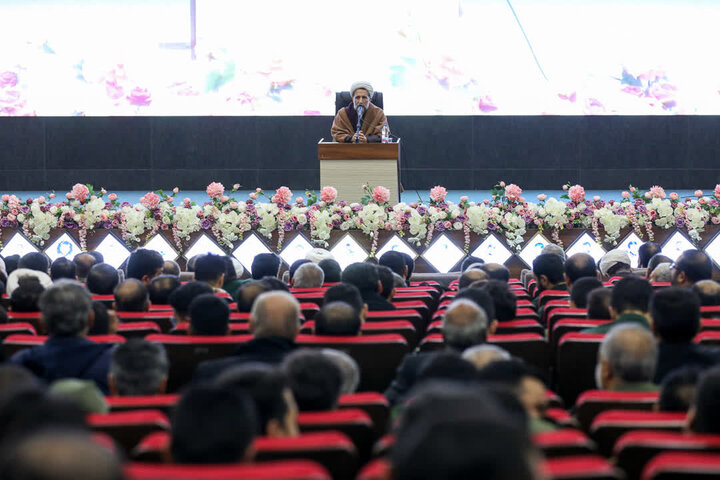 تصاویر /  حضور امام جمعه قزوین در سپاه صاحب الامر (عج) استان قزوین