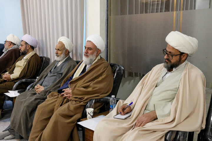 تصاویر / گردهمایی ائمه جمعه استان قزوین با حضور نماینده ولی فقیه در استان قزوین