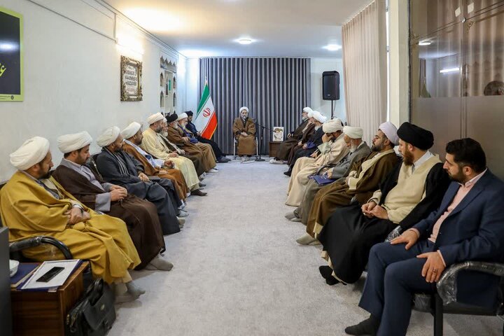 تصاویر / گردهمایی ائمه جمعه استان قزوین با حضور نماینده ولی فقیه در استان قزوین