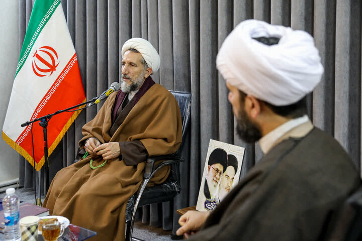 تصاویر / گردهمایی ائمه جمعه استان قزوین با حضور نماینده ولی فقیه در استان قزوین