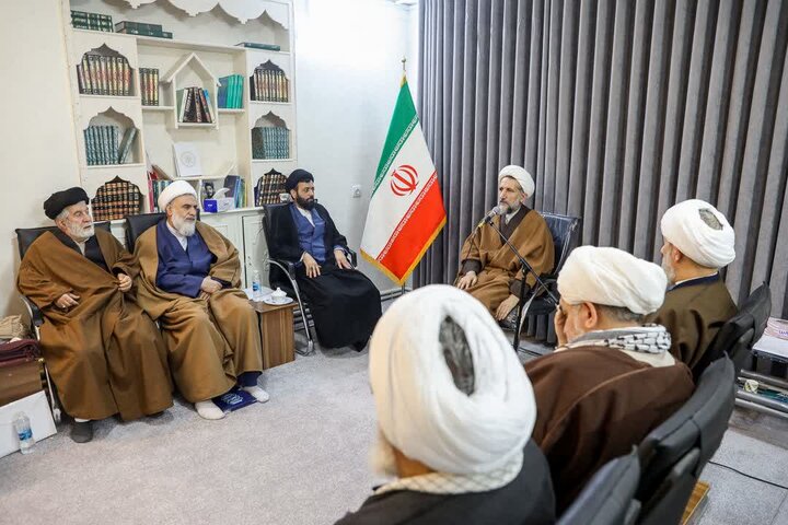 تصاویر / گردهمایی ائمه جمعه استان قزوین با حضور نماینده ولی فقیه در استان قزوین