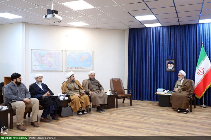 Познание современного мира и новых возникающих течений является нашей важнейшей задачей / Религиозная семинария — ведущий ориентир исламской мысли и идеологии в современную эпоху