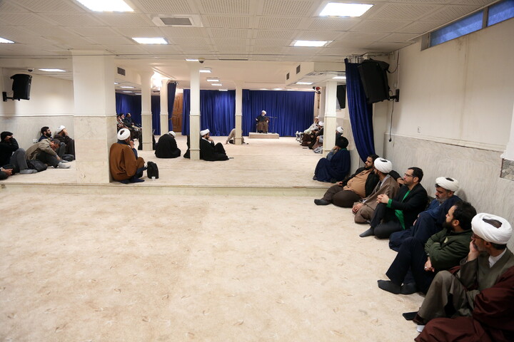 تصاویر/ جلسه طلاب و فضلای استان البرز