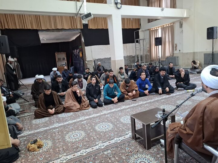 تصاویر/ مدیر حوزه علمیه کردستان در جمع طلاب مدرسه علمیه امام باقر (ع) شهرستان کامیاران