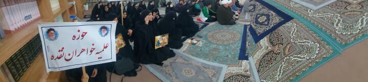 تصاویر/ اجتماع طلاب نقده در حمایت از رهبری و محکومیت اغتشاشات اخیر