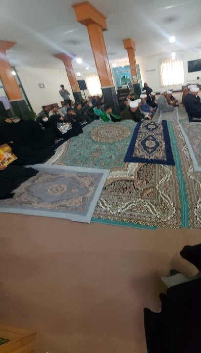 تصاویر/ اجتماع طلاب نقده در حمایت از رهبری و محکومیت اغتشاشات اخیر