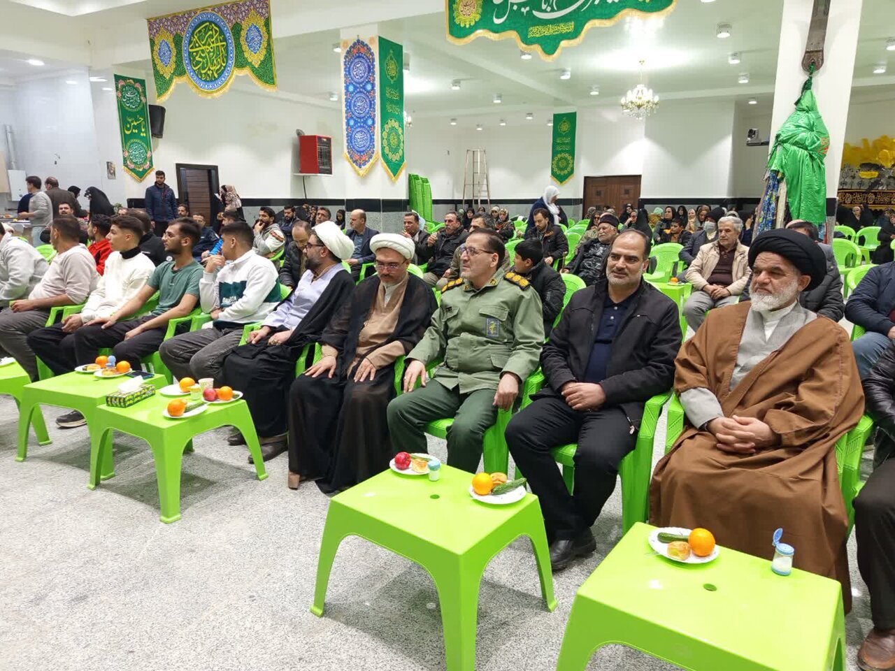 سومین شب جشن ولادت سرداران کربلا در حسینیه ارشاد علیاء نطنز برگزار شد+ تصاویر