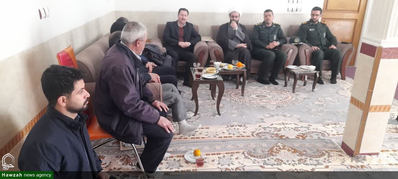 دیدار امام جمعه لالجین با جانبازان