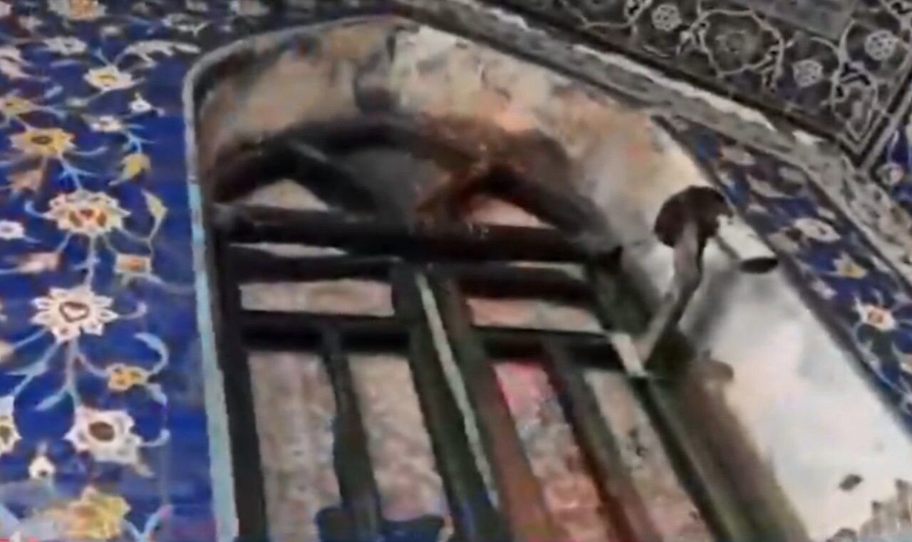 جمهوری اسلامی بچه‌ سرراهی نیست که هر ناکسی به آن لگد بزند/ ما شهدای مدافع امنیت کشور را آن‌گونه که باید معرفی‌ نکرده‌ایم