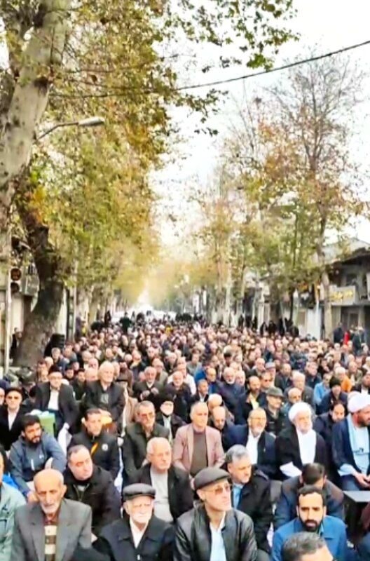 جمهوری اسلامی بچه‌ سرراهی نیست که هر ناکسی به آن لگد بزند/ ما شهدای مدافع امنیت کشور را آن‌گونه که باید معرفی‌ نکرده‌ایم