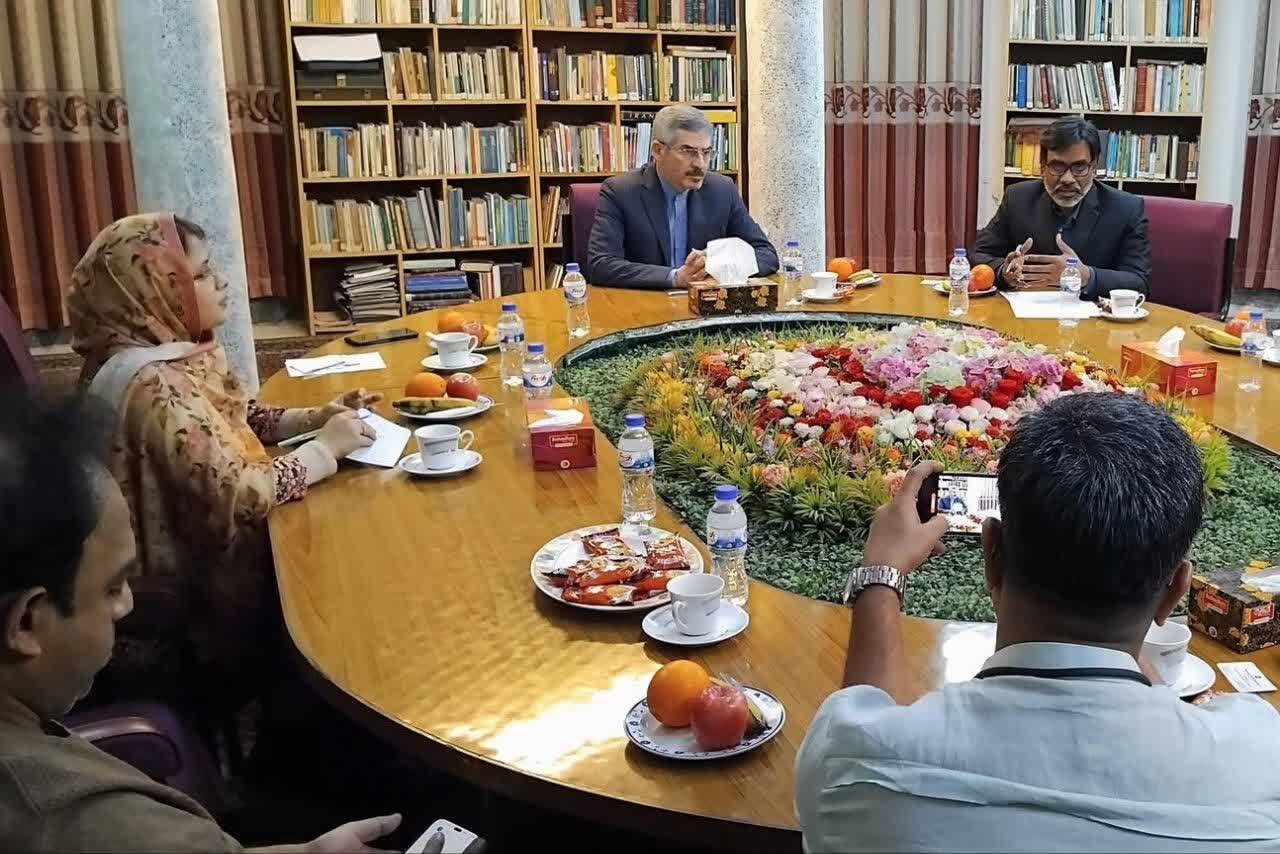 در جمع رسانههای بنگلادش، ابعاد جنگ ترکیبی دشمنان ایران تشریح شد