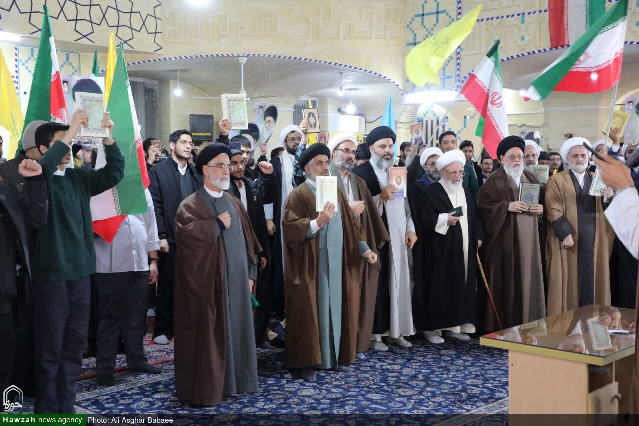 تصاویر/ اجتماع روحانیون و طلاب یزد در محکومیت اهانت به ساحت کلام الله مجید