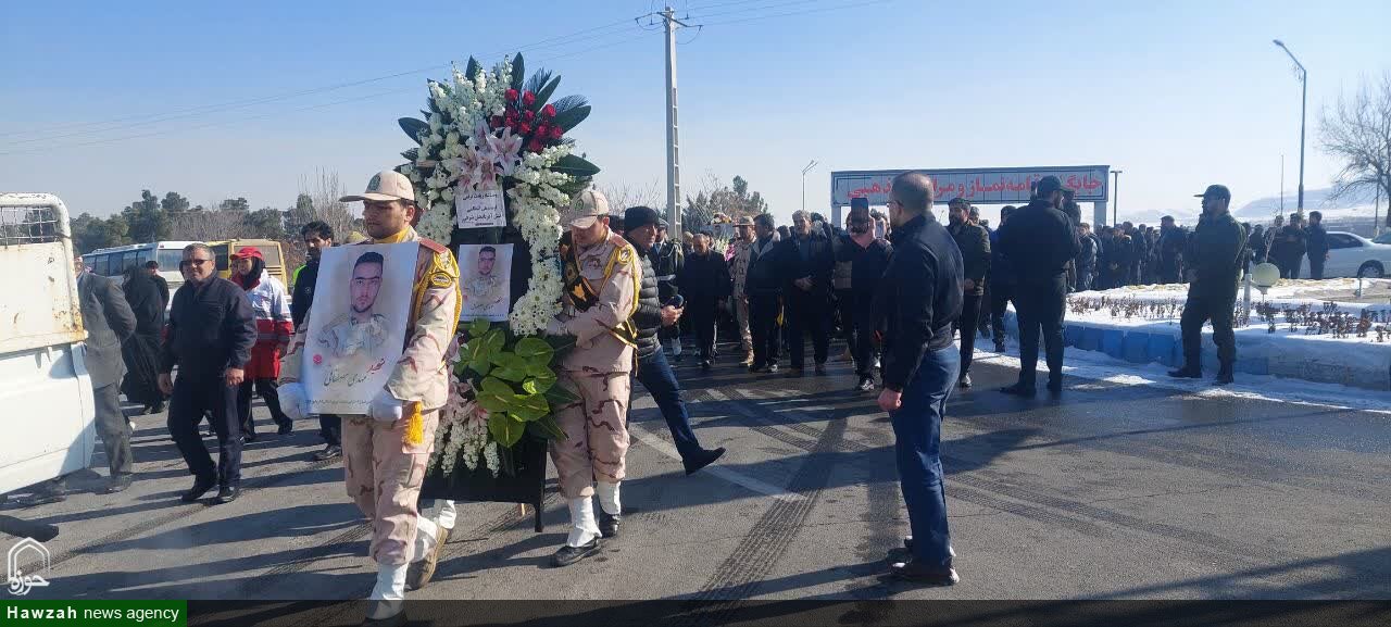 وداع مردم تبریز با شهید مرزبانی «مهدی مصطفایی»