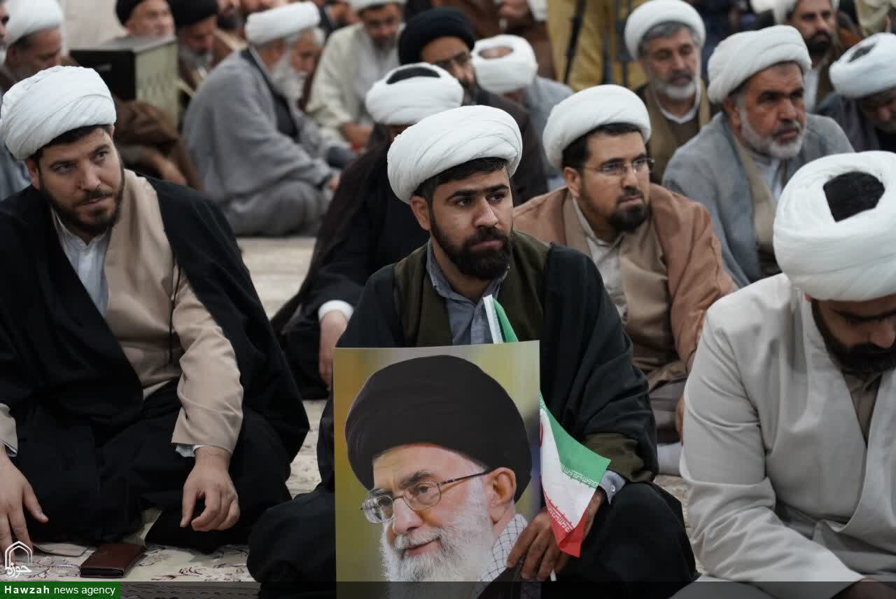 فیلم | تجمع طلاب و روحانیون خرم آبادی در محکومیت اهانت به قرآن کریم و ولایت فقیه