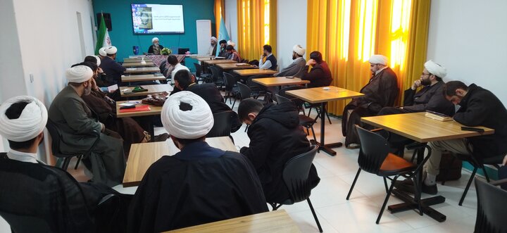 تصاویر/ نشست مدیران دارالقرآن مدارس علمیه حوزه علمیه استان تهران