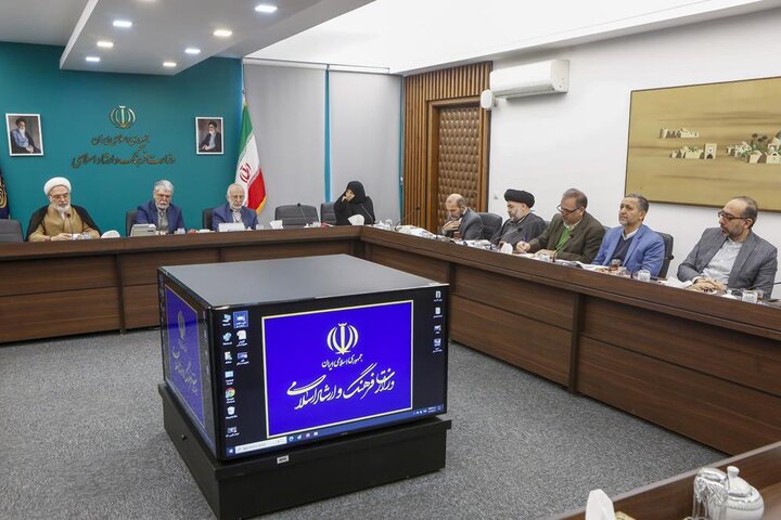 تصاویر/  جلسه شورای سیاست‌گذاری نمایشگاه قرآن کریم