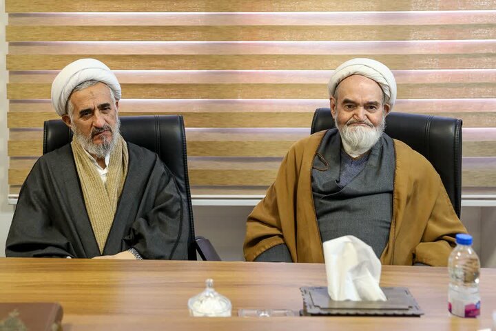 تصاویر / جلسه شور ای حوزه علمیه استان قزوین برگزار شد