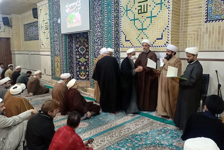 تصاویر / آیین تجلیل از کارمندان ایثارگر و جانباز مرکز مدیریت حوزه‌های علمیه