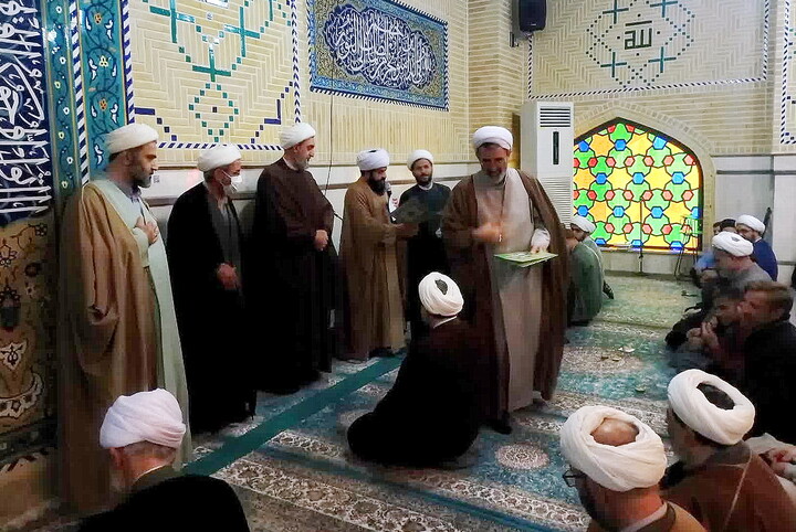 تصاویر / آیین تجلیل از کارمندان ایثارگر و جانباز مرکز مدیریت حوزه‌های علمیه