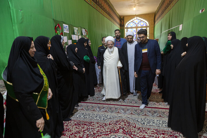 مراسم جشن تکلیف سه هزار نفری دانش آموزان دختر یزدی