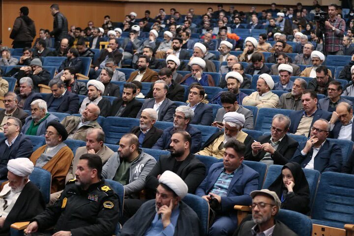 تصاویر/اجلاس استانی نماز در اراک