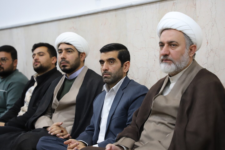 تصاویر/ نشست صمیمی نماینده ولی فقیه با مبلغین طرح امین مدارس استان کردستان