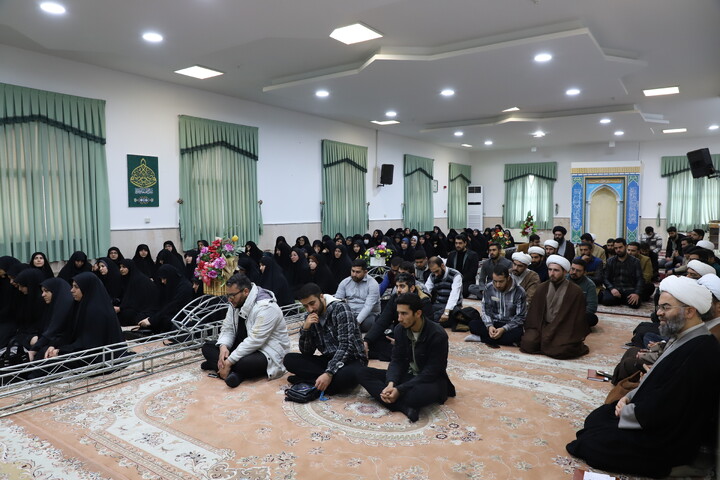 تصاویر/ نشست صمیمی نماینده ولی فقیه با مبلغین طرح امین مدارس استان کردستان