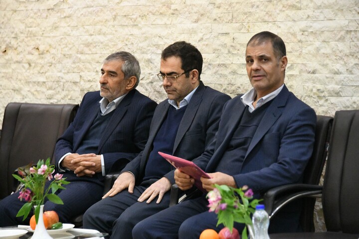 تصاویر |پیش جلسه دومین همایش یک همت مهدوی ویژه احداث مرکز جامع پيشگيري از سرطان