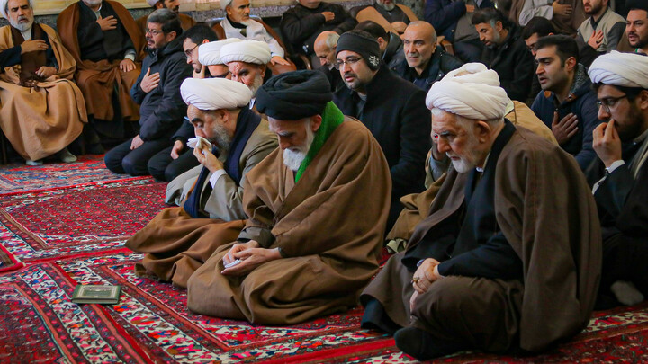 تصاویر/تشییع پیکر عالم ربانی حجت‌الاسلام سید مرتضی فاضل همدانی