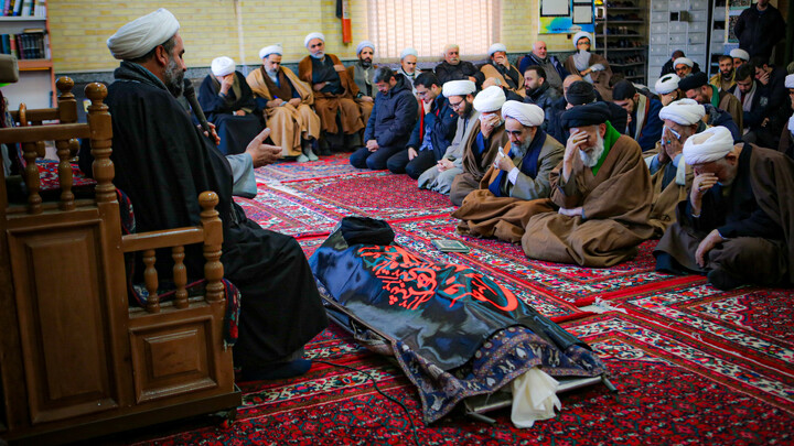 تصاویر/تشییع پیکر عالم ربانی حجت‌الاسلام سید مرتضی فاضل همدانی