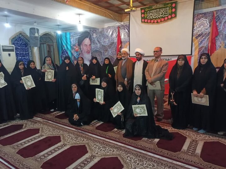 تصاویر/ تجلیل از فعالان اعتکاف در برازجان