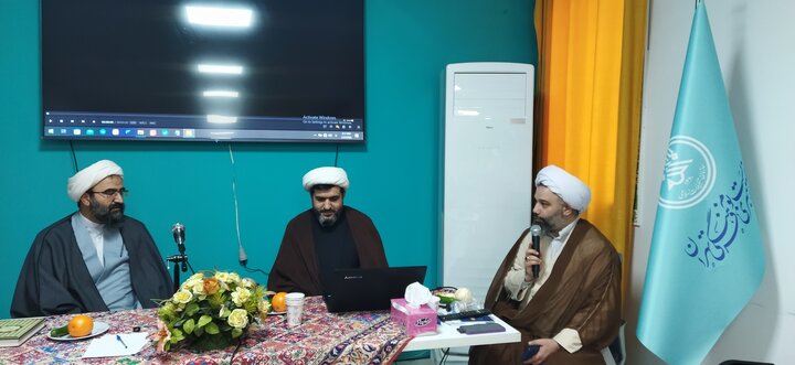 تصاویر/ حضور مدیر حوزه علمیه و مدیر تبلیغات اسلامی تهران در نشست پایانی اجتماع مدیران دارالقرآن های حوزه علمیه استان تهران