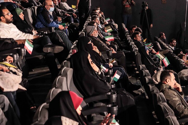 تصاویر/  ویژه برنامه «امت مقاومت» شانزدهمین جشنواره مردمی فیلم عمار