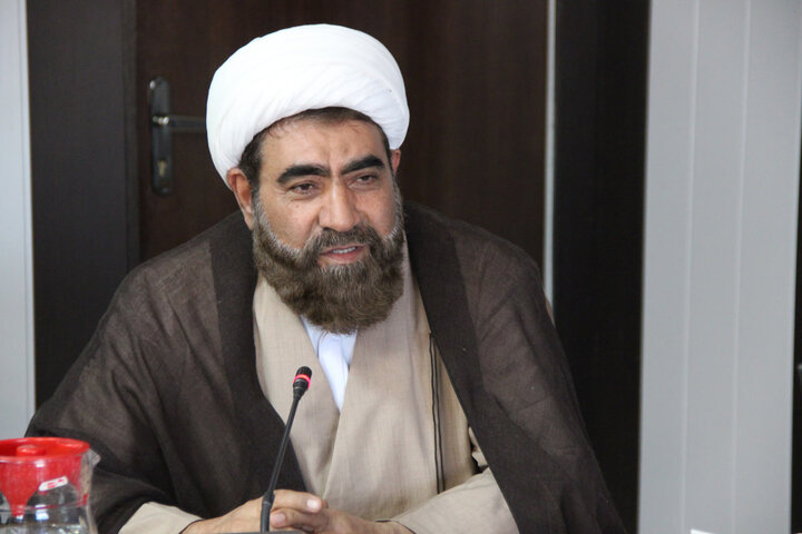 تصاویر / انعقاد تفاهم نامه بین حوزه علمیه استان قزوین واداره کل کمیته امداد حضرت امام خمینی قزوین