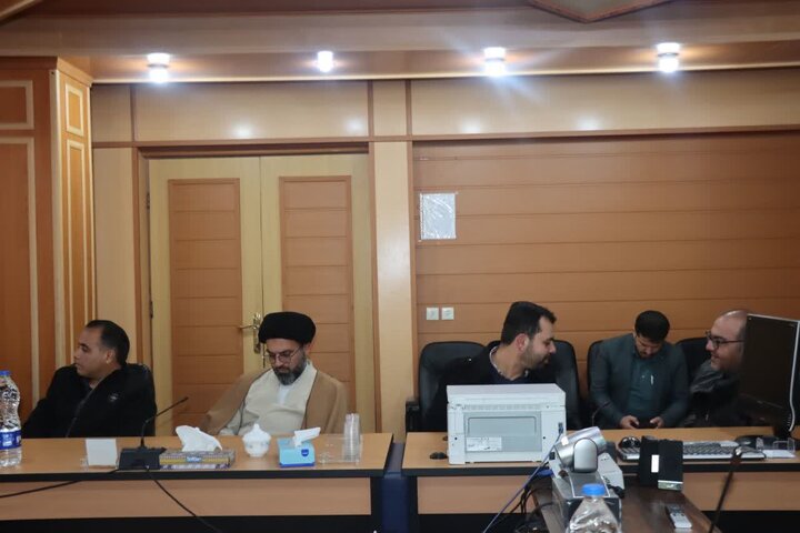 تصاویر/جلسه شورای فرهنگ ایثار و شهادت شهرستان ساوه